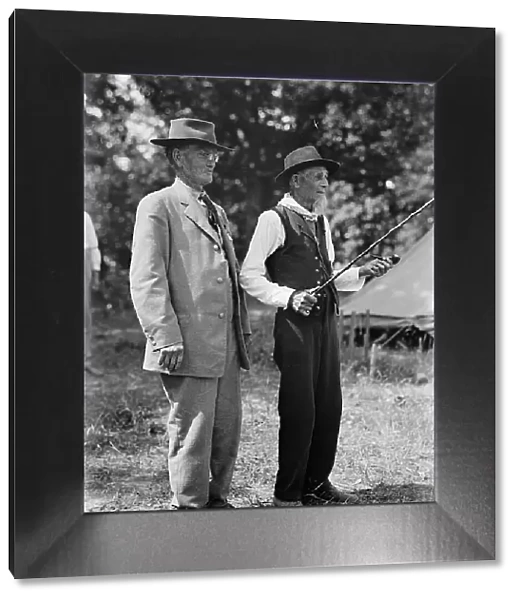 Gettysburg Reunion: G.A.R. & U.C.V. 1913. Creator: Harris & Ewing. Gettysburg Reunion: G.A.R. & U.C.V. 1913. Creator: Harris & Ewing