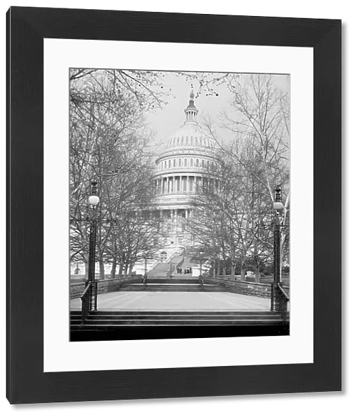 The United States Capitol, near view from south west, Washington, D.C. 1902. Creator: Unknown