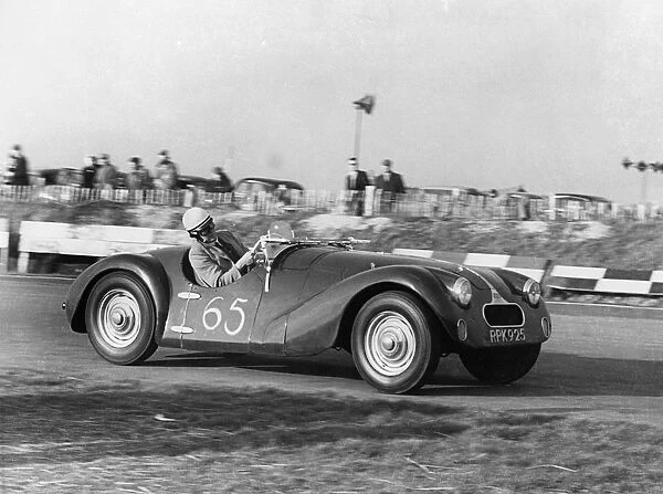 1951 Connaught L2 at Brands Hatch in 1956. Creator: Unknown