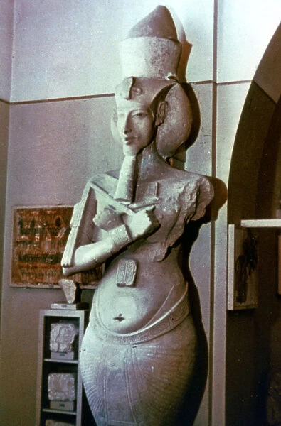 Akhenaten, 1375 BC