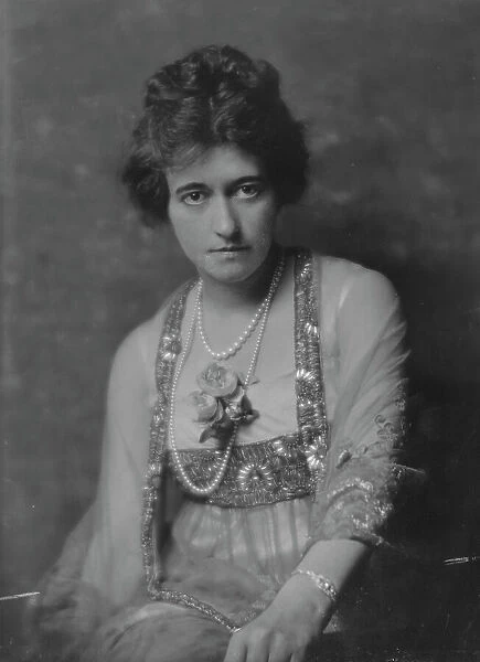 Biddle, A.J. Drexel, Mrs. portrait photograph, 1916 Nov. 20. Creator: Arnold Genthe