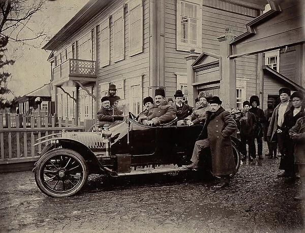 A car at the office of the Znamensky glass factory, 1880-1917. Creator: IA Driakhlov