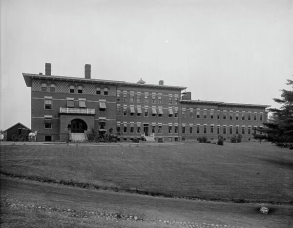 City hospital, Holyoke, Mass. between 1900 and 1910. Creator: Unknown