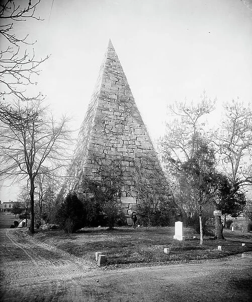 Confederate Monument, Richmond, Va. c1902. Creator: William H. Jackson