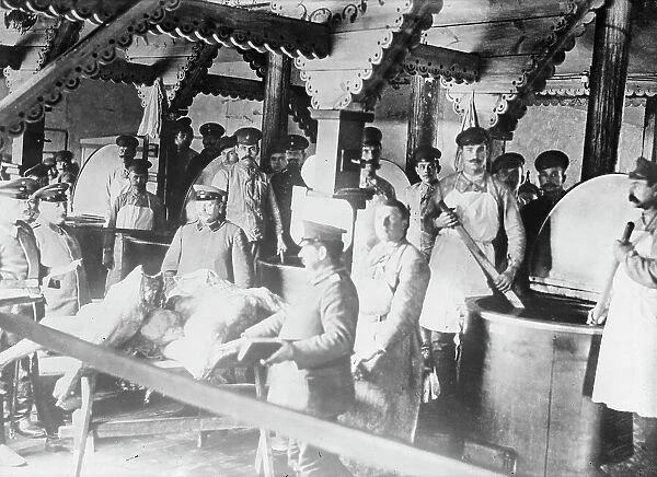 Doeberitz - making stew for prisoners, between c1915 and 1918. Creator: Bain News Service