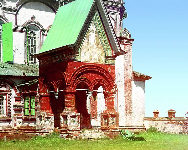 Entrance into the Church of Saint John Chrysostom (from the southwest), Yaroslavl, 1911. Creator: Sergey Mikhaylovich Prokudin-Gorsky