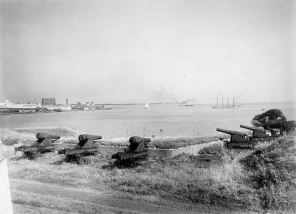 Fort McHenry, 1914. Creator: Harris & Ewing. Fort McHenry, 1914. Creator: Harris & Ewing