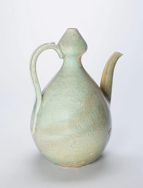 Gourd-Shaped Ewer with Lotus Flowers, Korea, Goryeo dynasty, late 12th  /  early 13th century