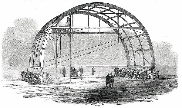 The Great Exhibition Building in Hyde Park - Moving a Pair of Transept Ribs... 1850. Creator: Unknown