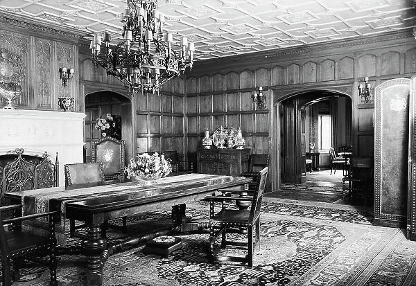 House of Mrs. Robert L. Dodge, 1933 Oct. Creator: Arnold Genthe