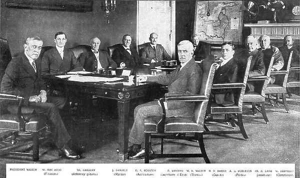 Les collaborateurs du president Wilson; Le president Wilson et ses ministres, 1917. Creator: Unknown