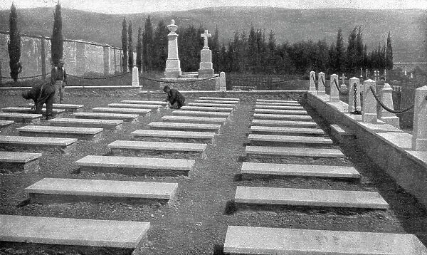 Les Evenements de Grece; Nos morts, au cimetiere du Piree: l'enclos ou devaient reposer... 1917. Creator: Unknown