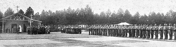 Les russes en France; La messe au camp russe, 1916. Creator: Unknown