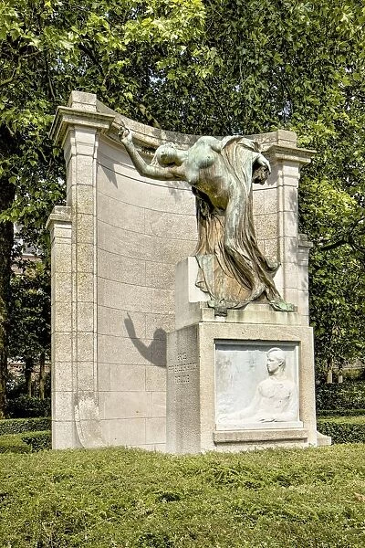 Monument to Max Waller, Sq. Ambiorix, Brussels, Belgium, 1914, (c2014-2017). Artist