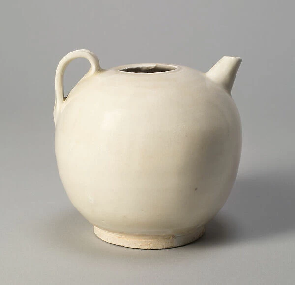 Ovoid Ewer, Five Dynasties period (907-960) or Northern Song dynasty