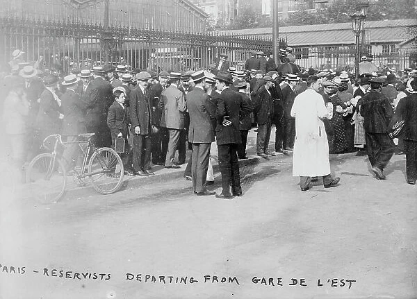Paris, reservists departing from Gare de L'Est, between c1914 and c1915. Creator: Bain News Service