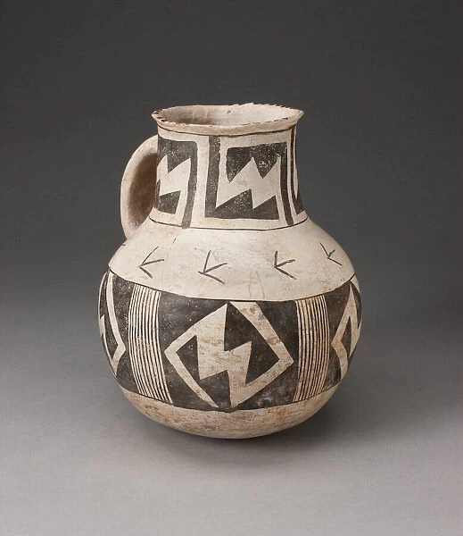 Pitcher with Stepped-Interlocking Motifs and Vertical Hatching, A. D. 950  /  1400