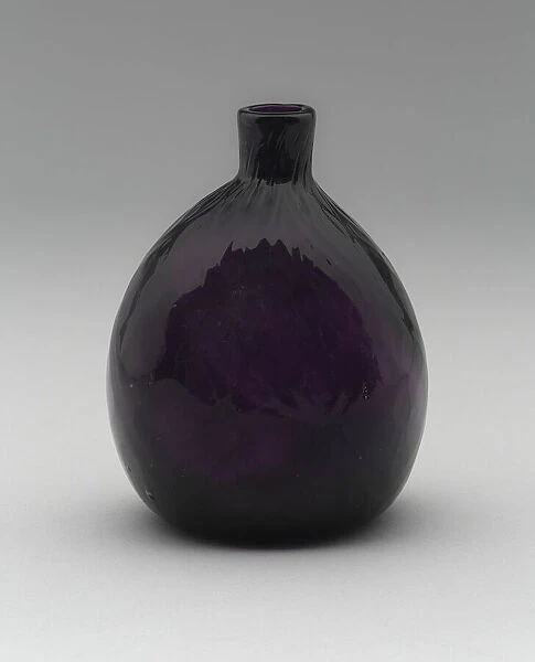 Pocket bottle, 1769  /  74. Creators: American Flint Glass Manufactory, Henry William Stiegel