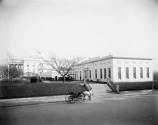 Presidential office and White House, Wash. D.C. between 1900 and 1910. Creator: Unknown