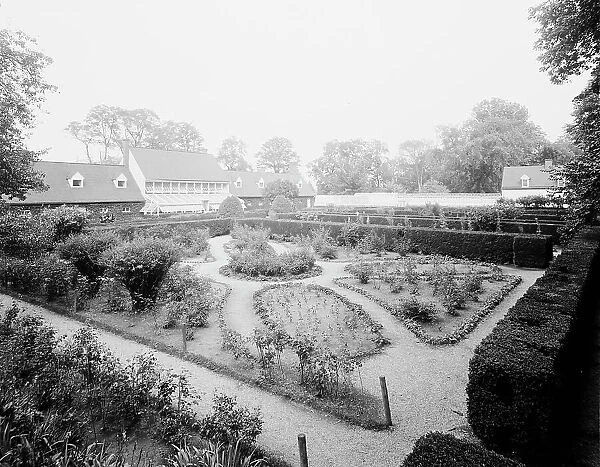 Servants quarters and garden at Mt. Vernon, c.between 1910 and 1920. Creator: Unknown