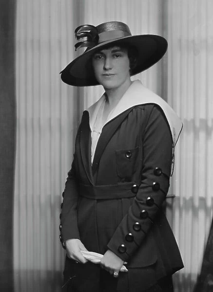 Timmins, J. Miss, portrait photograph, 1917. Creator: Arnold Genthe