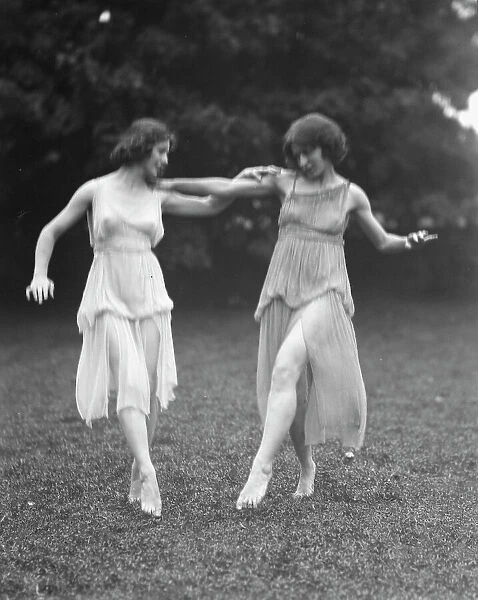 Unidentified dancers, possibly Elizabeth Duncan dancers, between 1911 and 1942. Creator: Arnold Genthe