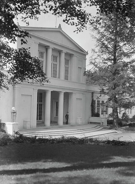 Vanderlip, Frank A. house and school, 1918 Creator: Arnold Genthe