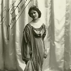 Dancer Isadora Duncan, c. 1906