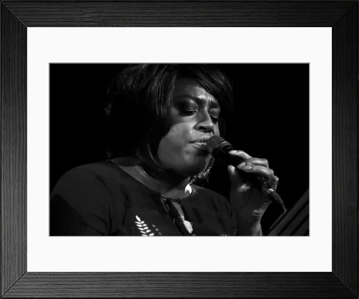 Framed Print : Mica Paris, 2017. Artist: Alan John Ainsworth Framed Print : Mica Paris, 2017. Artist: Alan John Ainsworth