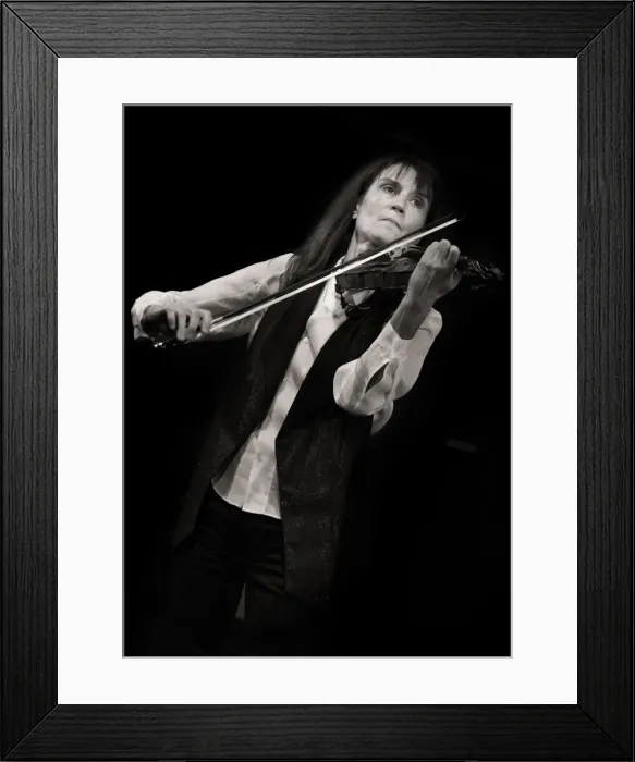 Framed Print : Viktoria Mullova, 2017. Artist: Alan John Ainsworth Framed Print : Viktoria Mullova, 2017. Artist: Alan John Ainsworth