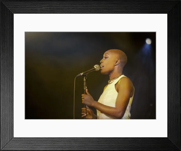 Framed Print : Laura Mvula, 2013. Artist: Alan John Ainsworth Framed Print : Laura Mvula, 2013. Artist: Alan John Ainsworth
