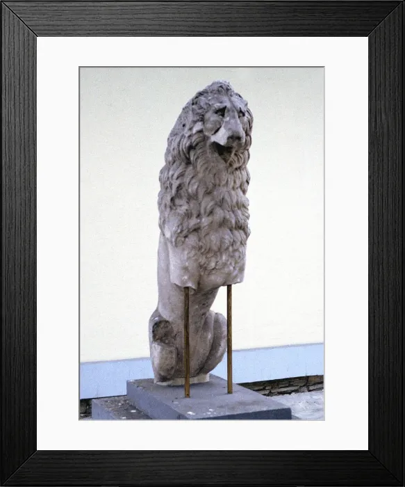 Framed Print : Lion, symbol of the royal house of Macedonia, 9th-4th century BC Framed Print : Lion, symbol of the royal house of Macedonia, 9th-4th century BC
