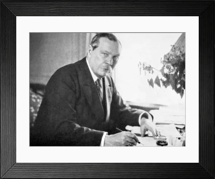 Framed Print : Arthur Conan Doyle (1859-1930) Framed Print : Arthur Conan Doyle (1859-1930)