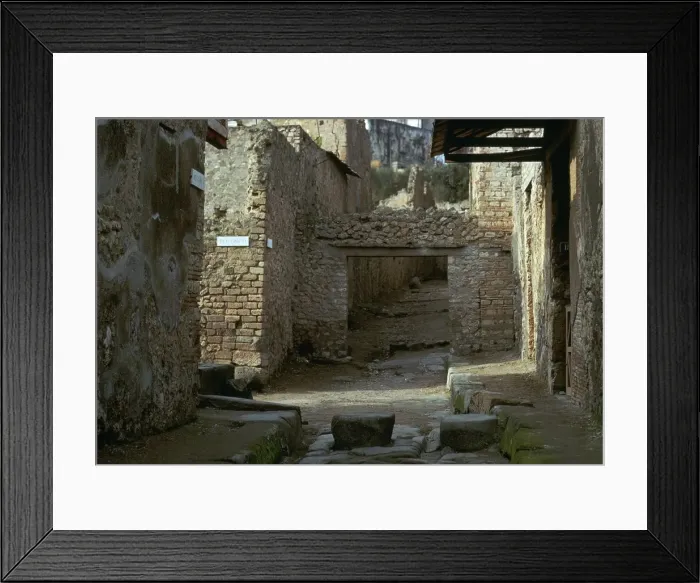 Framed Print : Street scene in Pompeii, 1st century Framed Print : Street scene in Pompeii, 1st century