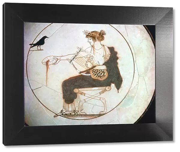 Apollo offering a libation to the raven, kylix, 5th century BC