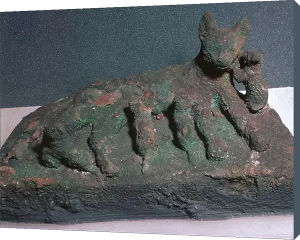Egyptian bronze of a cat and kittens
