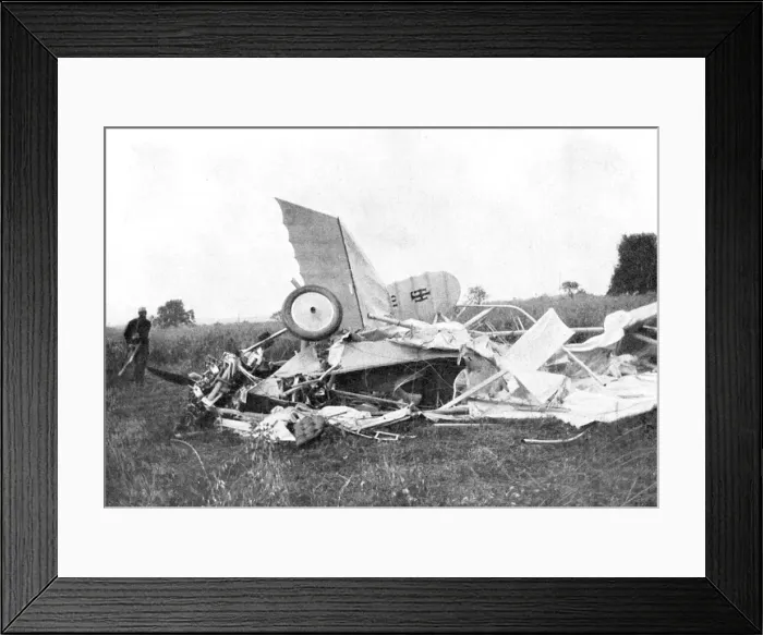 Framed Print : Wreckage of aeroplane in which British pilot Flight-Lieutenant Warneford was killed, 1915 Framed Print : Wreckage of aeroplane in which British pilot Flight-Lieutenant Warneford was killed, 1915