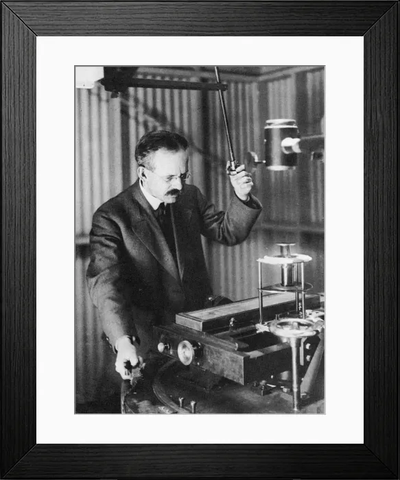 Framed Print : George Ellery Hale (1868-1938), American astronomer, observing sunspots, 1907 Framed Print : George Ellery Hale (1868-1938), American astronomer, observing sunspots, 1907