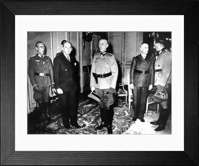 Framed Print : Meeting between German officers and French Vichy government officials, France, 1940-1944 Framed Print : Meeting between German officers and French Vichy government officials, France, 1940-1944