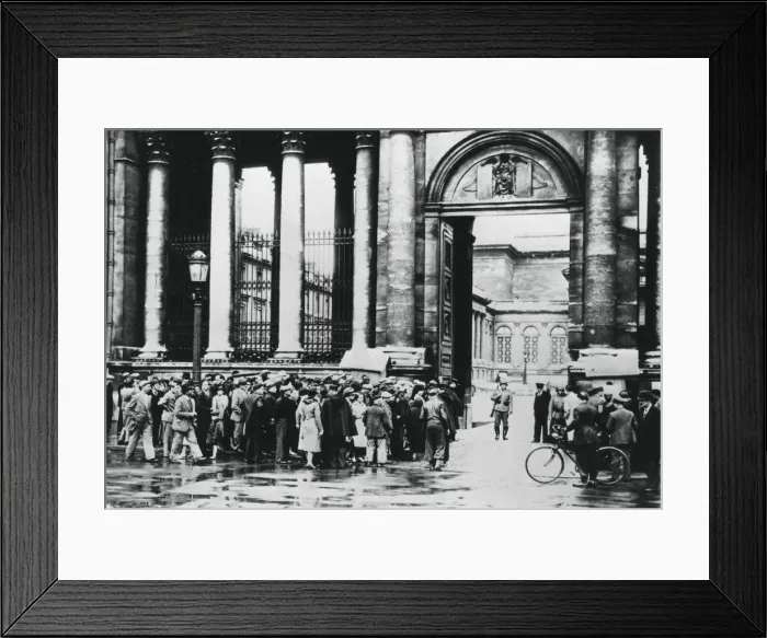 Framed Print : Queue outside the Bureau of Information for civilians in the Chamber of Deputies, Paris, July 1940 Framed Print : Queue outside the Bureau of Information for civilians in the Chamber of Deputies, Paris, July 1940