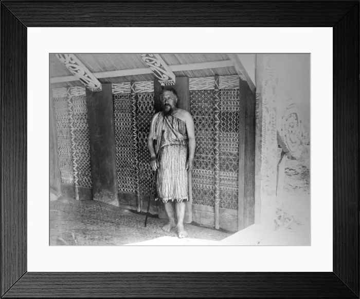 Framed Print : Maori communal hut, New Zealand, 1899 Framed Print : Maori communal hut, New Zealand, 1899