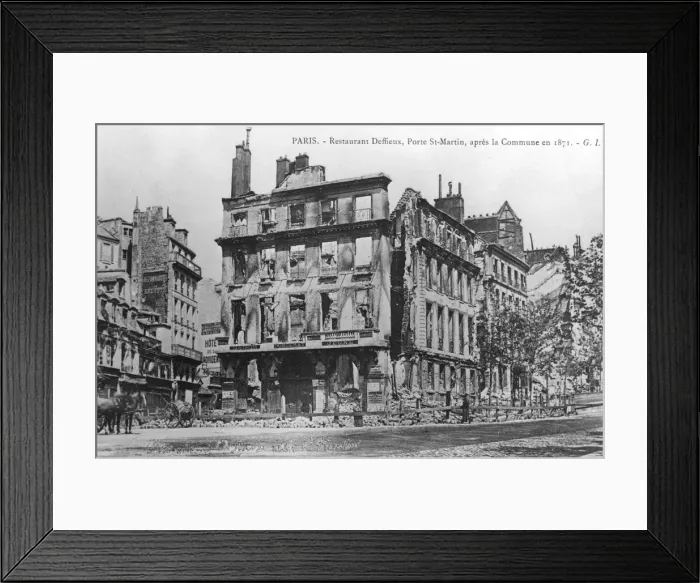Framed Print : Postcard showing damage to Deffieux Restaurant, Porte St. -Martin, after the 1871 Paris Commune Framed Print : Postcard showing damage to Deffieux Restaurant, Porte St. -Martin, after the 1871 Paris Commune
