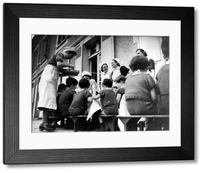 Framed Print : Children at a home run by the German Ministry of Health, World War II, 1939-1945 Framed Print : Children at a home run by the German Ministry of Health, World War II, 1939-1945
