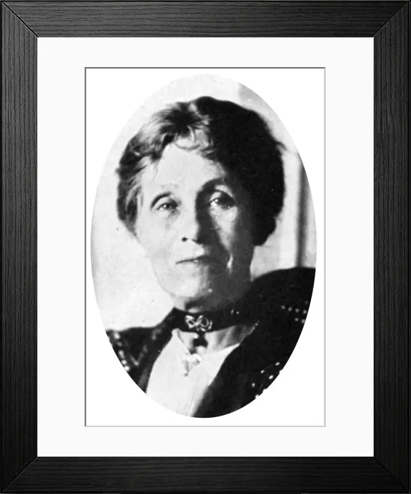 Framed Print : Mrs Emmeline Pankhurst, English suffragette, early 20th century Framed Print : Mrs Emmeline Pankhurst, English suffragette, early 20th century