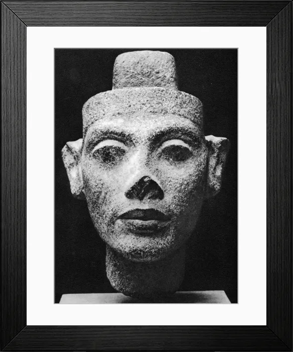 Framed Print : Nefertiti, queen and wife of the Pharaoh Akhenaten, Ancient Egyptian, 14th century BC Framed Print : Nefertiti, queen and wife of the Pharaoh Akhenaten, Ancient Egyptian, 14th century BC