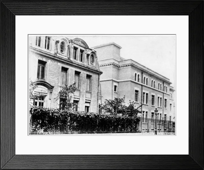 Framed Print : Radium Institute, Paris, c1920 Framed Print : Radium Institute, Paris, c1920