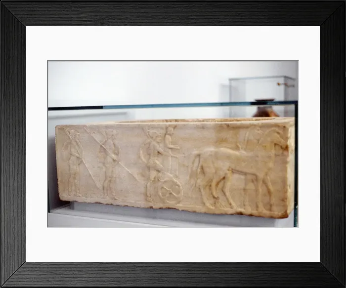 Framed Print : Greek warrior stepping into his chariot, c400 BC Framed Print : Greek warrior stepping into his chariot, c400 BC