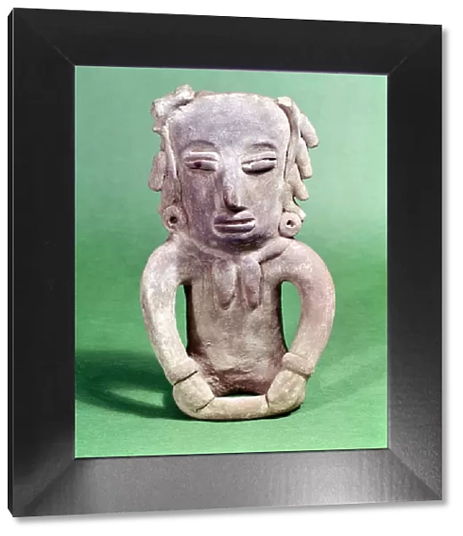 Pre-Colombian Mexican seated pottery figure