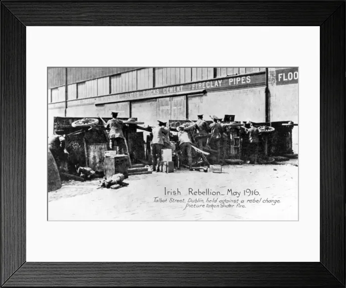 Framed Print : English troops under fire in Talbot Street, Anti-English Irish uprising, Dublin, May 1916 Framed Print : English troops under fire in Talbot Street, Anti-English Irish uprising, Dublin, May 1916
