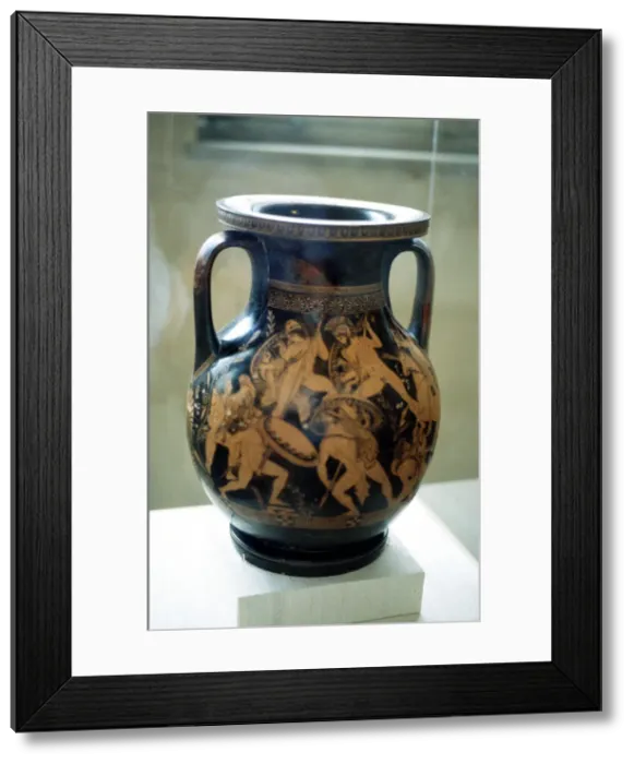 Framed Print : Greek vase decorated with figures of warriors fighting Framed Print : Greek vase decorated with figures of warriors fighting